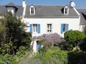 Maison familiale typique à Sauzon avec jardin, proche du port - FR-1-418-11